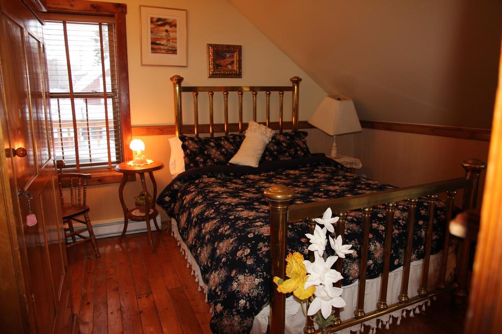 B&B Les Deux Pignons Petit-Saguenay Номер фото