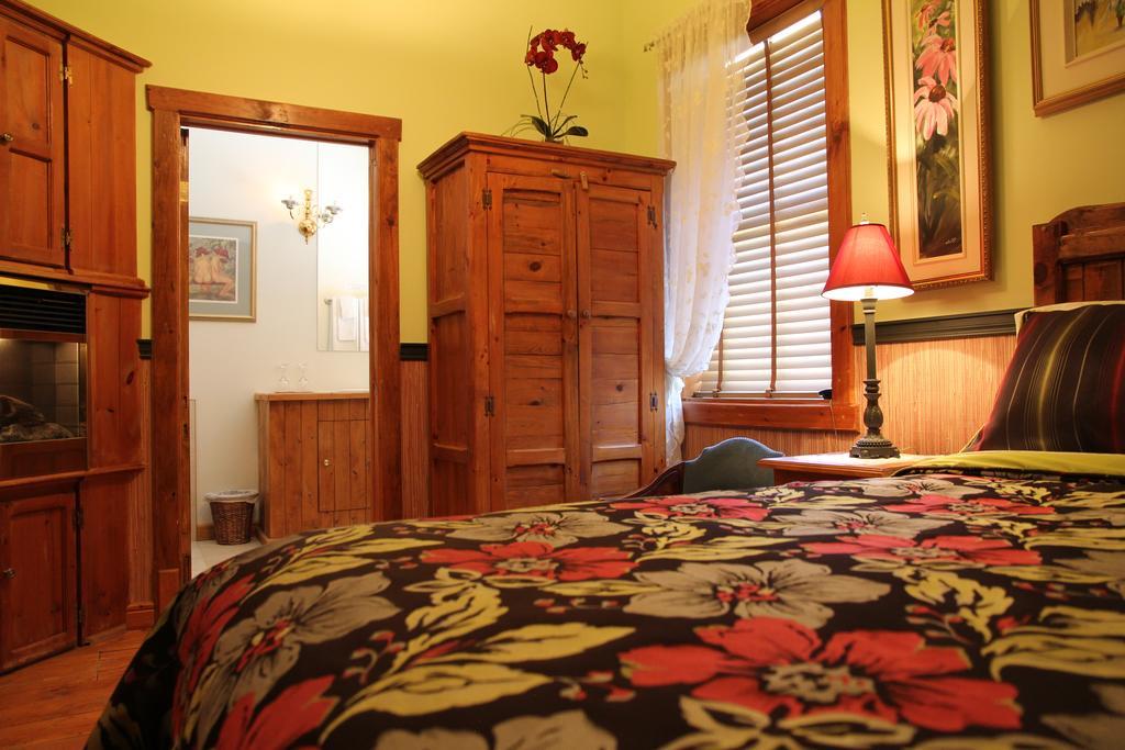 B&B Les Deux Pignons Petit-Saguenay Екстер'єр фото